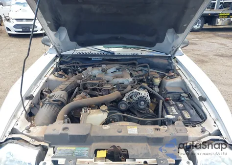 2003 Ford Mustang из США, поврежденный, VIN 1FAFP404X3F338318